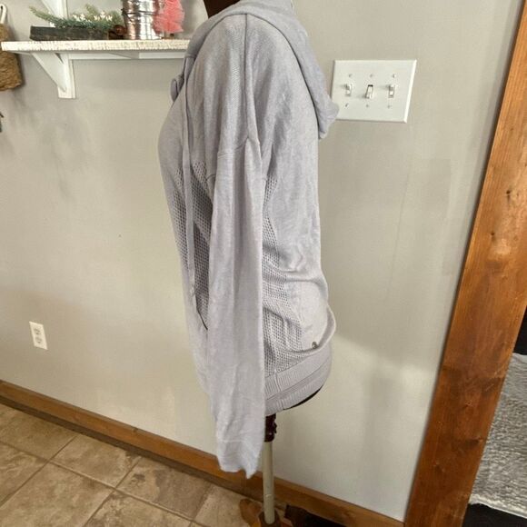 Lululemon cardigan sweater zip up no size tag approx womens size 8 gray athletic - Picture 5 of 10